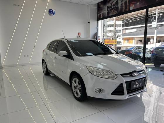 FORD FOCUS 1.6 SE 16V FLEX 4P MANUAL